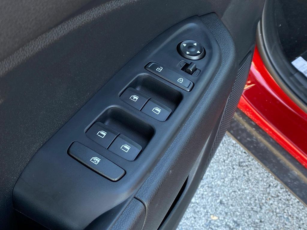 new 2025 Hyundai Venue car, priced at $22,056