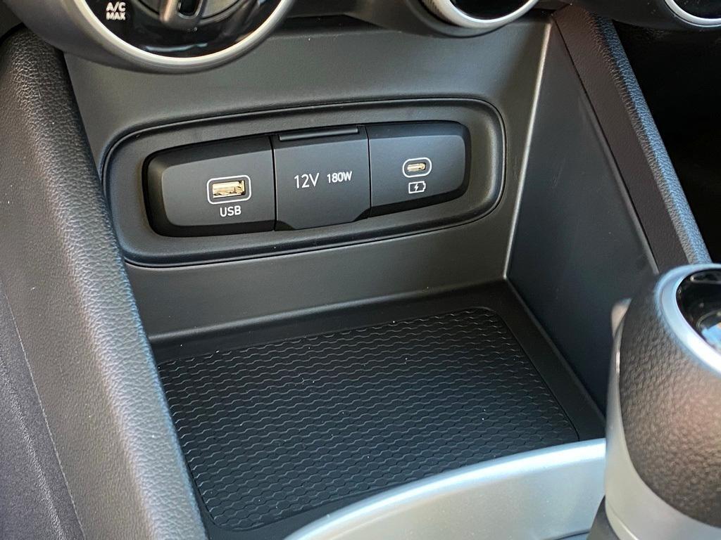 new 2025 Hyundai Venue car, priced at $22,056