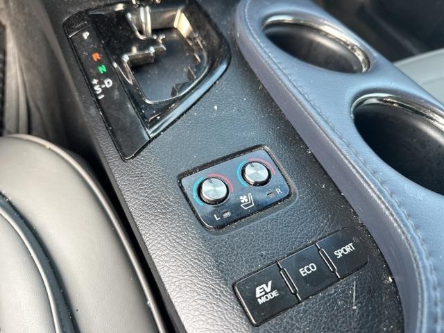 used 2014 Toyota Avalon Hybrid car, priced at $17,500