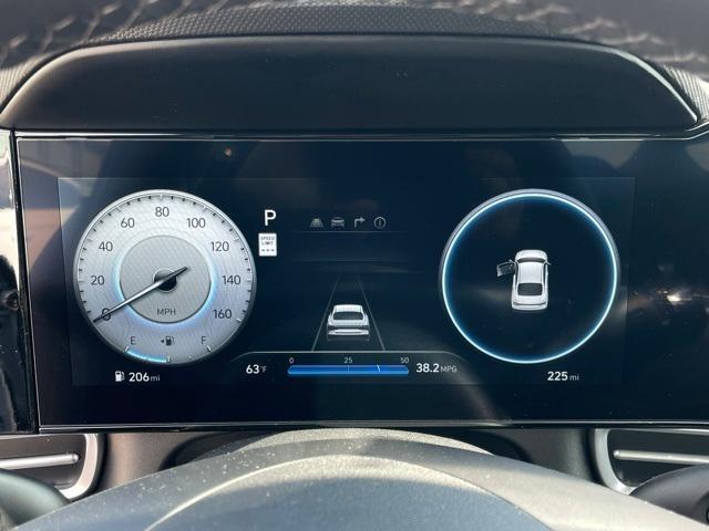 new 2025 Hyundai Elantra car, priced at $26,185