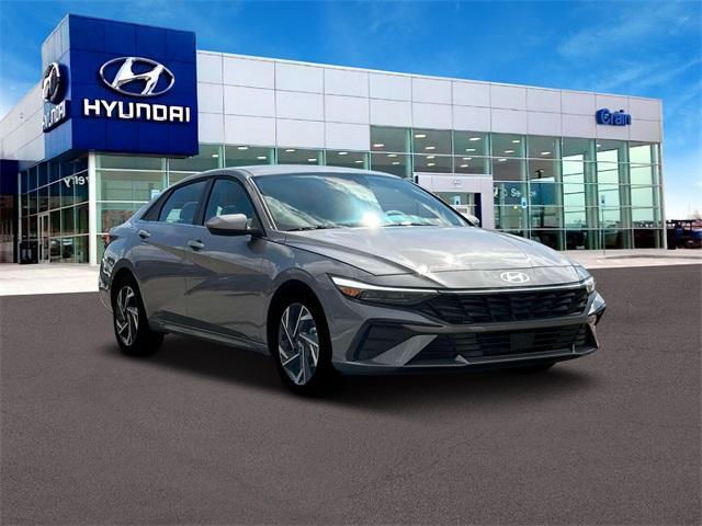 new 2025 Hyundai Elantra car, priced at $26,185