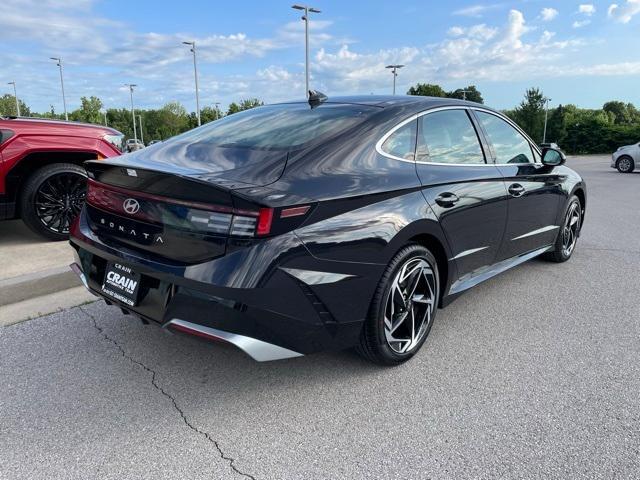 new 2024 Hyundai Sonata car, priced at $29,908