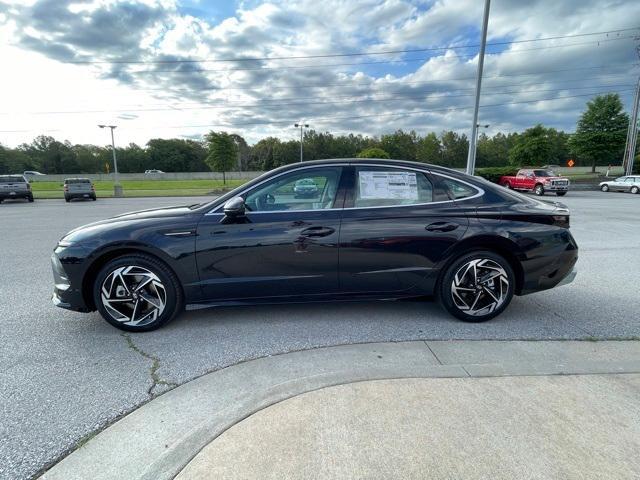 new 2024 Hyundai Sonata car, priced at $29,908