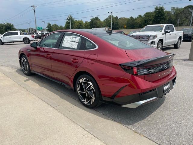 new 2024 Hyundai Sonata car, priced at $29,189