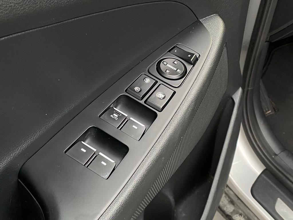 used 2021 Hyundai Tucson car, priced at $14,261