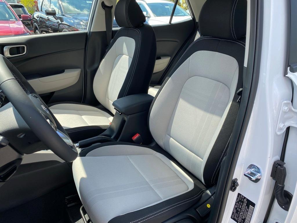new 2025 Hyundai Venue car, priced at $23,037
