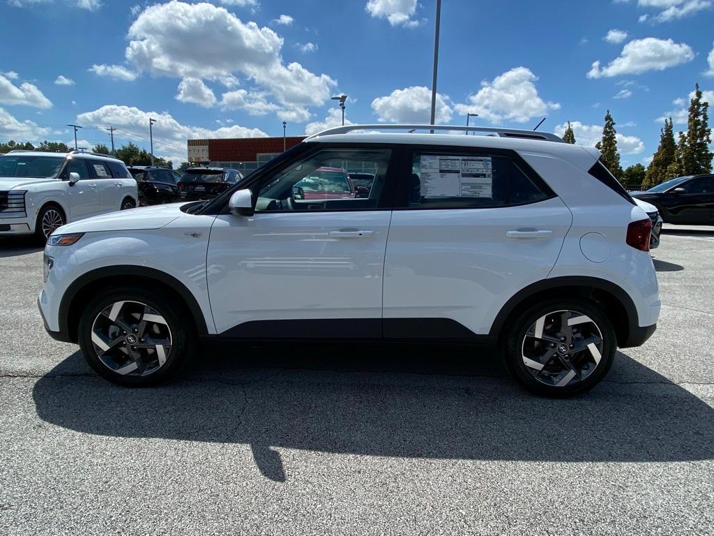 new 2025 Hyundai Venue car, priced at $23,037