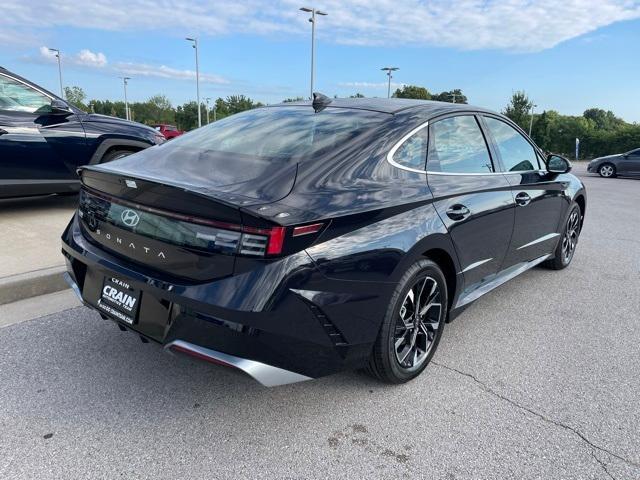 new 2024 Hyundai Sonata car, priced at $26,248