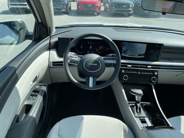 new 2025 Hyundai Tucson car, priced at $32,524
