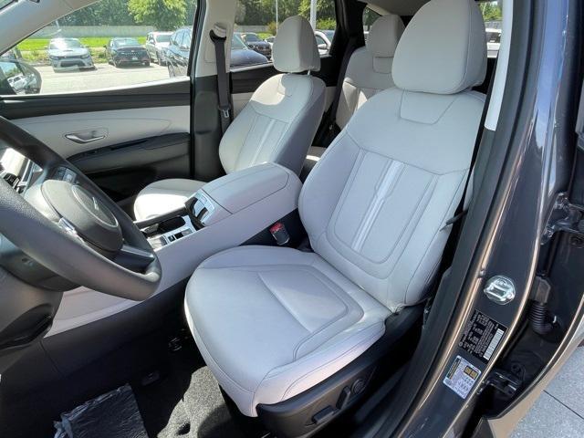 new 2025 Hyundai Tucson car, priced at $32,130