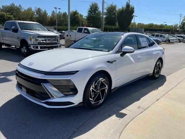 new 2024 Hyundai Sonata car, priced at $29,574