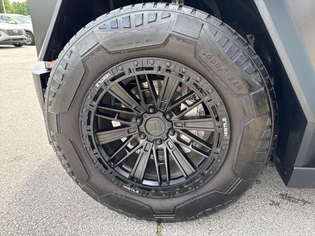 used 2024 Tesla Cybertruck car, priced at $80,997