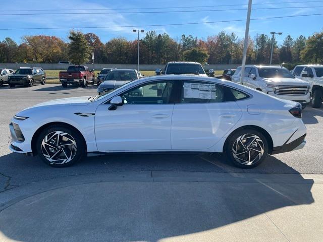 new 2025 Hyundai Sonata car, priced at $32,955