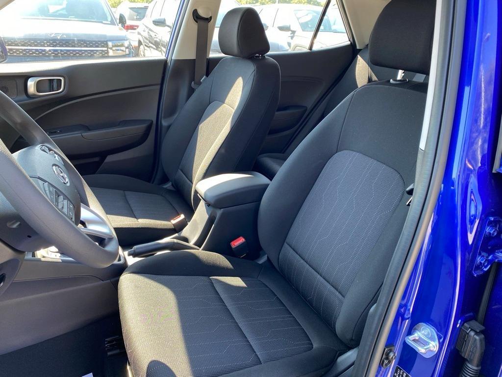 new 2025 Hyundai Venue car, priced at $21,633