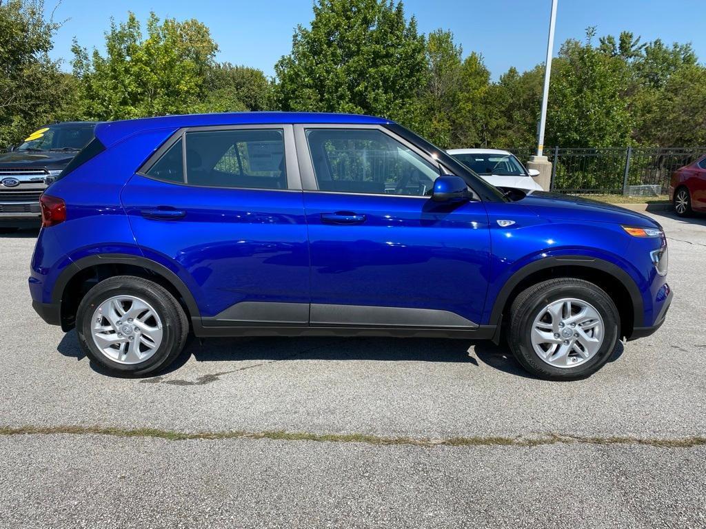 new 2025 Hyundai Venue car, priced at $21,633