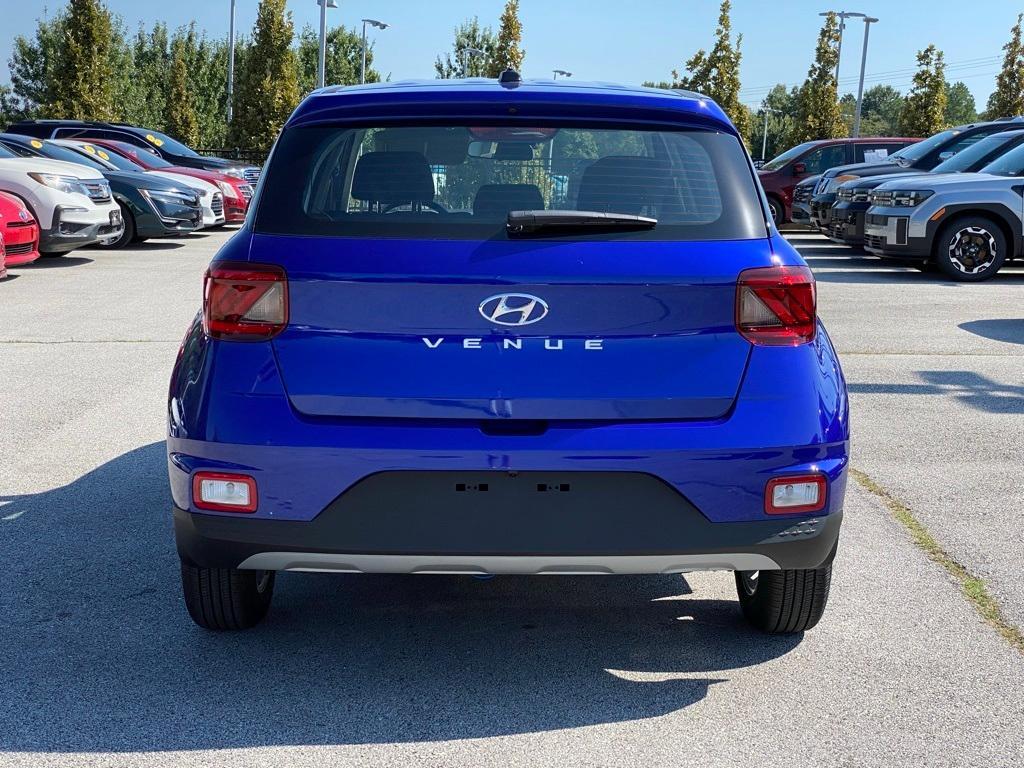 new 2025 Hyundai Venue car, priced at $21,633