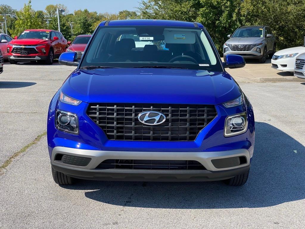 new 2025 Hyundai Venue car, priced at $21,633