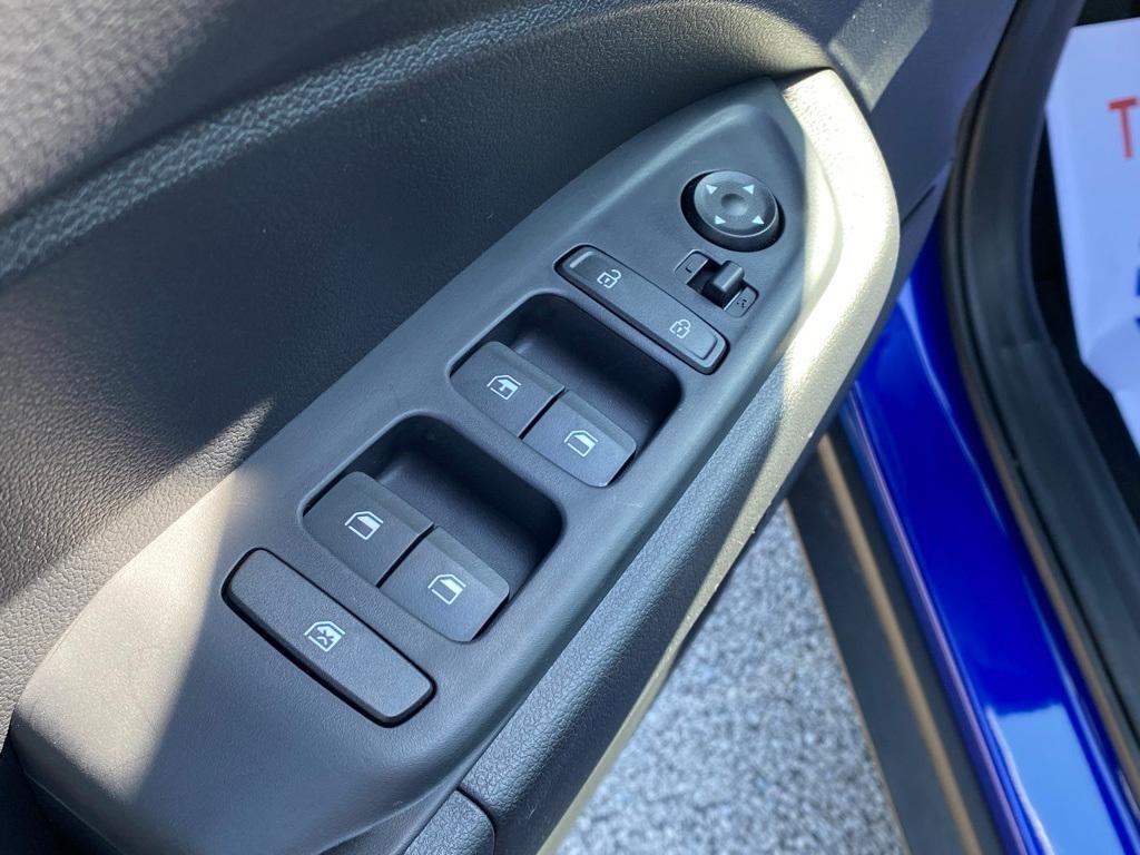 new 2025 Hyundai Venue car, priced at $21,633