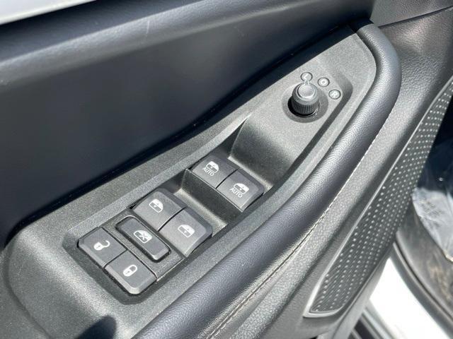 used 2021 Jeep Grand Cherokee L car, priced at $30,998