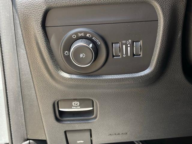 used 2021 Jeep Grand Cherokee L car, priced at $30,998