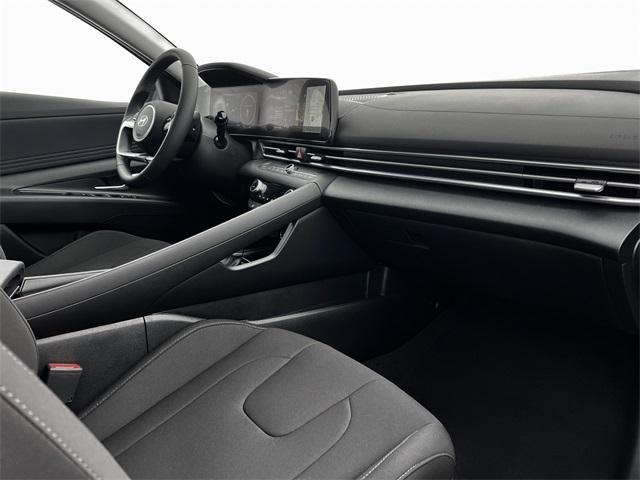 new 2025 Hyundai Elantra car, priced at $25,943
