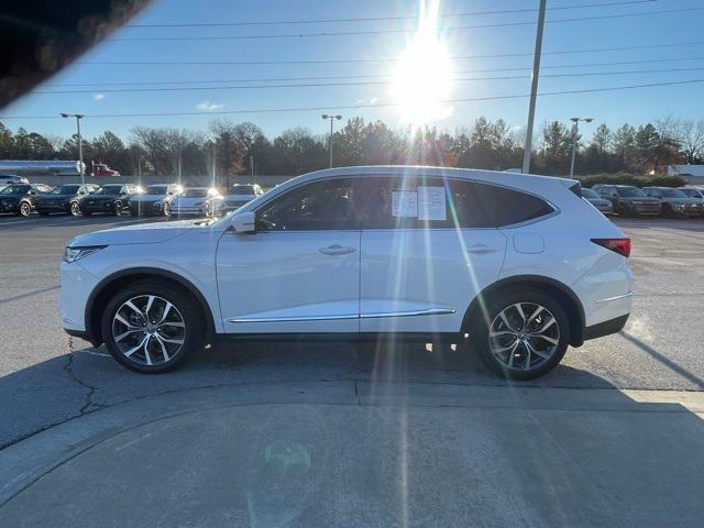 used 2022 Acura MDX car, priced at $35,225