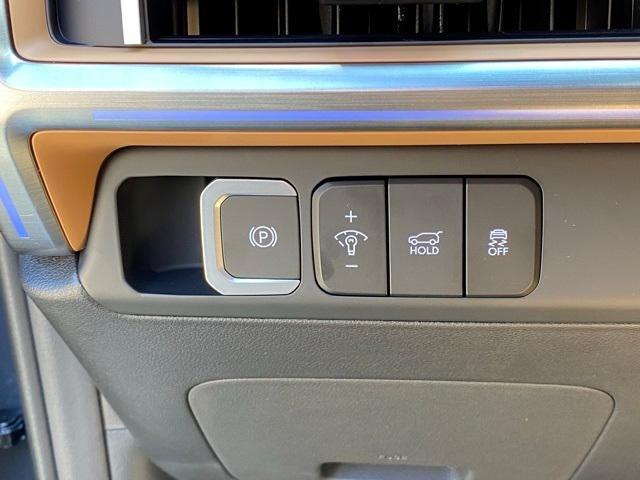 new 2026 Hyundai SANTA FE HEV car, priced at $51,305