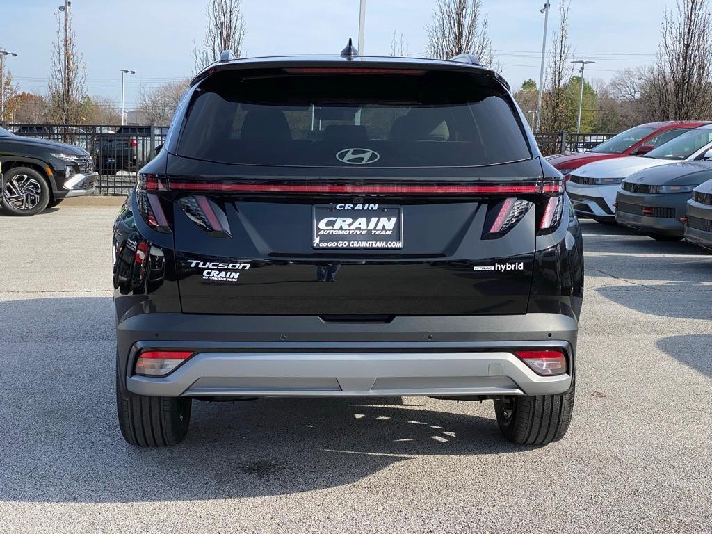new 2026 Hyundai TUCSON Hybrid car, priced at $40,407