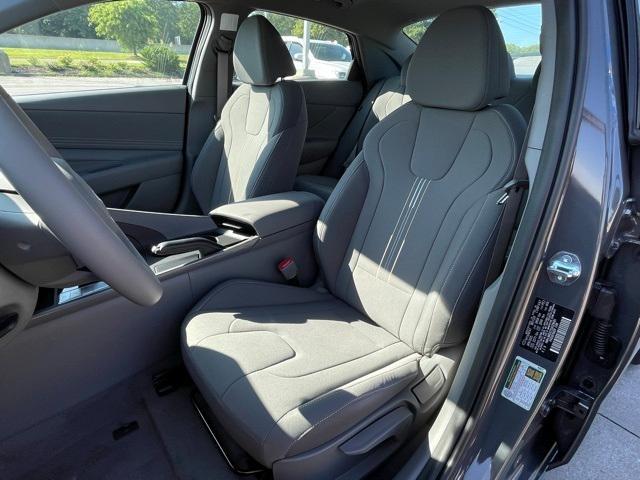 new 2025 Hyundai Elantra car, priced at $23,092