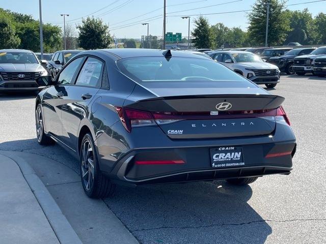 new 2025 Hyundai Elantra car, priced at $23,092