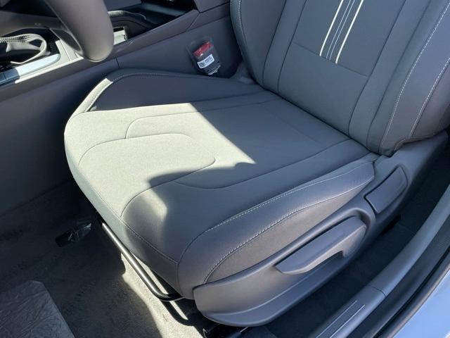 new 2025 Hyundai Elantra car, priced at $23,092