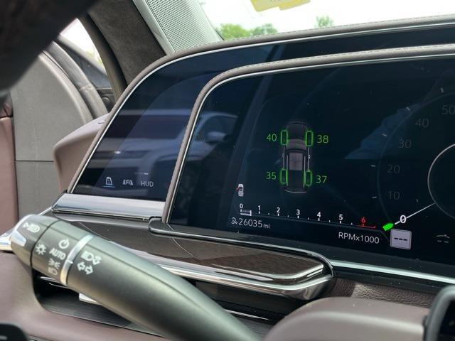 used 2023 Cadillac Escalade ESV car, priced at $85,961