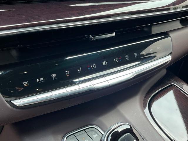 used 2023 Cadillac Escalade ESV car, priced at $85,961
