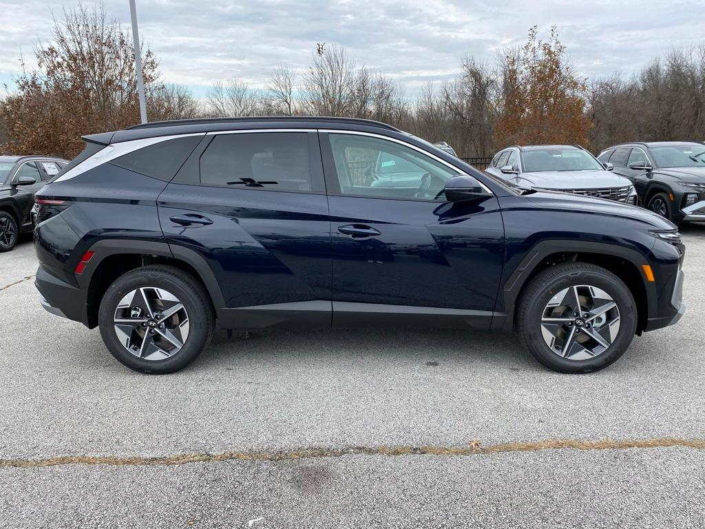 new 2026 Hyundai TUCSON Hybrid car, priced at $33,411