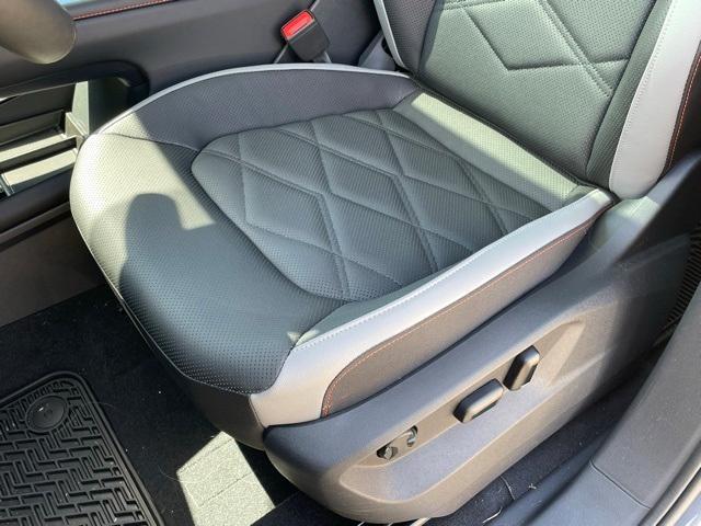 used 2025 Volkswagen Atlas car, priced at $43,972