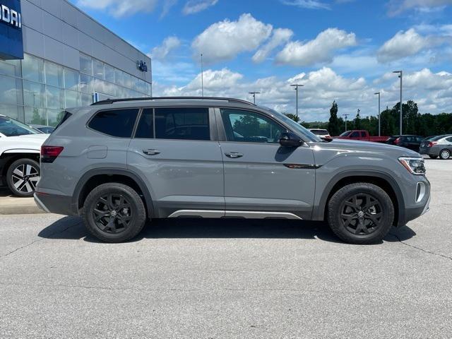 used 2025 Volkswagen Atlas car, priced at $43,972