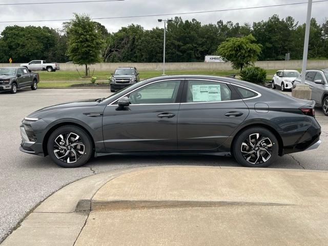 new 2025 Hyundai Sonata car, priced at $27,490