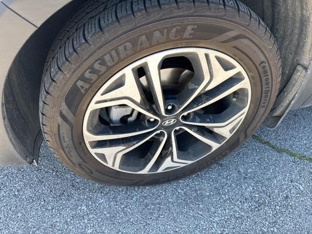 used 2019 Hyundai Santa Fe car, priced at $18,981