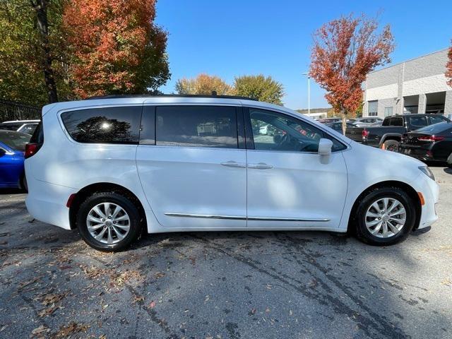 used 2017 Chrysler Pacifica car, priced at $9,997