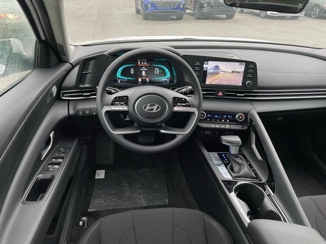 new 2025 Hyundai ELANTRA HEV car, priced at $25,863