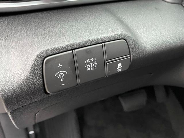 new 2025 Hyundai ELANTRA HEV car, priced at $25,863
