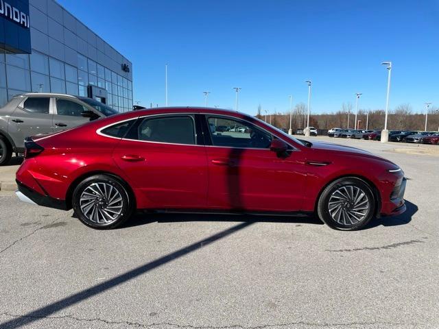 new 2024 Hyundai Sonata Hybrid car, priced at $36,183