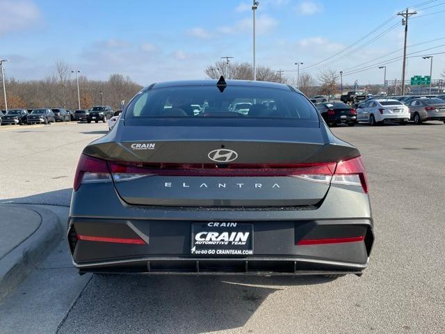 new 2025 Hyundai Elantra car, priced at $21,407