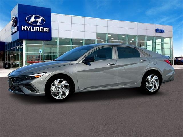 new 2025 Hyundai Elantra car, priced at $23,092