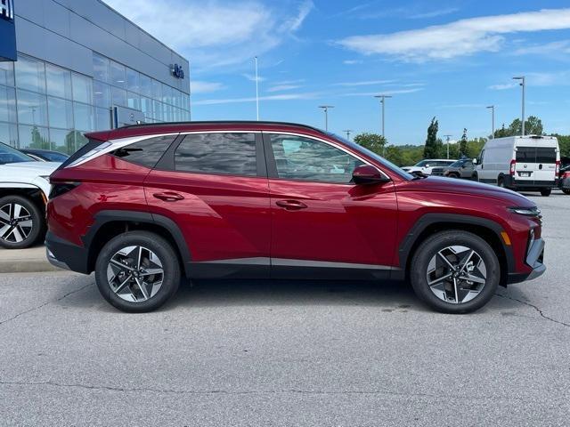 new 2025 Hyundai TUCSON Hybrid car, priced at $37,070