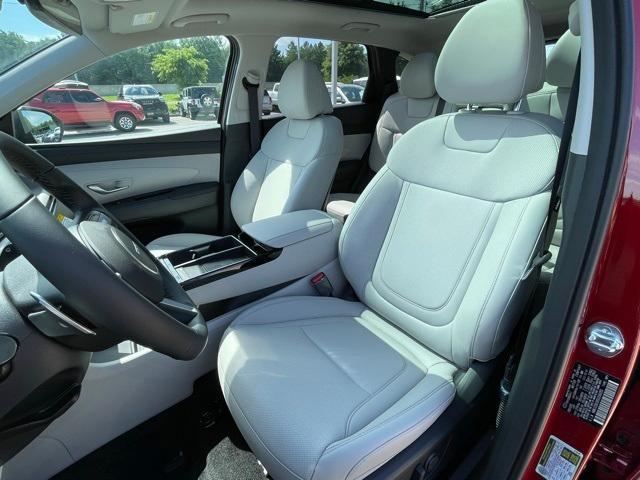new 2025 Hyundai TUCSON Hybrid car, priced at $37,070