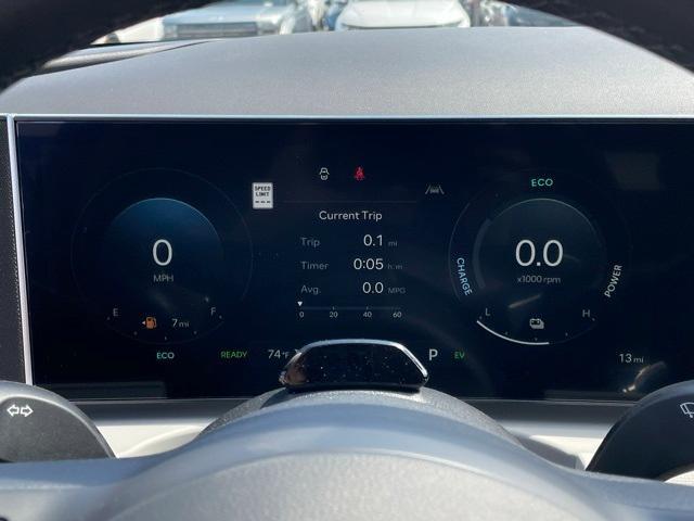 new 2025 Hyundai TUCSON Hybrid car, priced at $37,070
