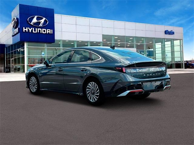 new 2025 Hyundai Sonata Hybrid car, priced at $37,215
