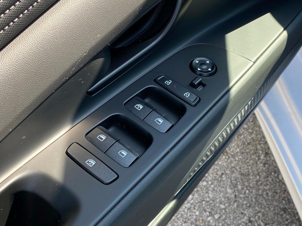 used 2025 Hyundai ELANTRA HEV car, priced at $23,294