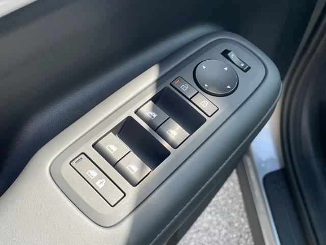 new 2025 Hyundai SANTA FE HEV car, priced at $35,720